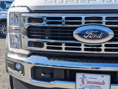New 2025 Ford F600 4x4 Regular Cab Super Duty w/ XL Chrome Package image 10