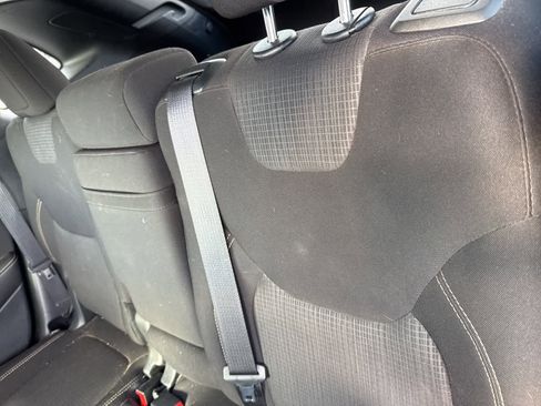 Used 2016 Jeep Cherokee Latitude w/ Cold Weather Group image 16