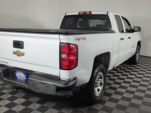 Used 2017 Chevrolet Silverado 1500 W/T w/ WT Convenience Package AWD/4WD image 5