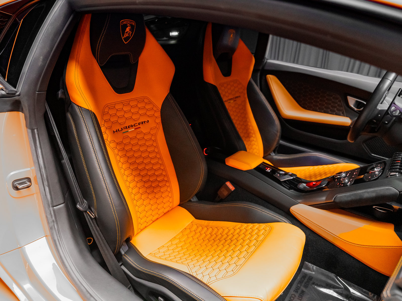 Used 2018 Lamborghini Huracan LP 580-2 RWD image 70