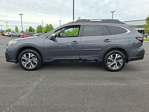 Used 2021 Subaru Outback Touring AWD/4WD image 4