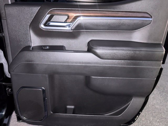 Used 2024 Chevrolet Silverado 1500 LT AWD/4WD image 28