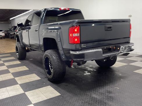 Used 2017 GMC Sierra 1500 SLE w/ SLE Value Package AWD/4WD image 14