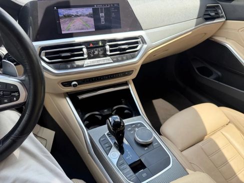 Used 2021 BMW 330i Sedan w/ M Sport Package RWD image 13