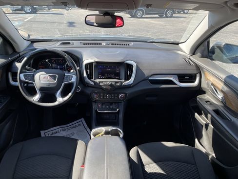 Used 2020 GMC Terrain SLE w/ Driver Convenience Package FWD image 19