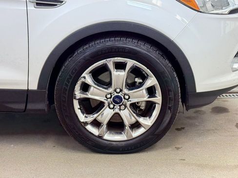 Used 2014 Ford Escape SE w/ Equipment Group 201A image 4