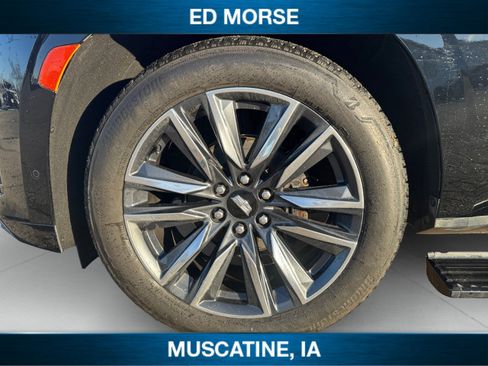 Used 2023 Cadillac Escalade Sport Platinum AWD/4WD image 14