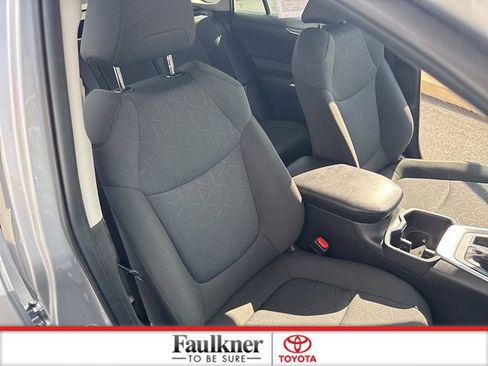 Certified 2025 Toyota RAV4 XLE image 17