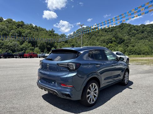 Used 2024 Buick Encore GX Avenir w/ Avenir Convenience Package AWD/4WD image 6