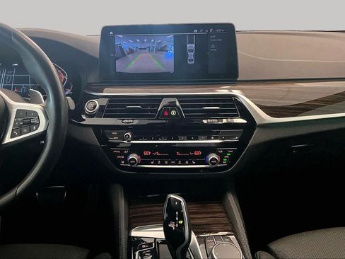 Used 2023 BMW 540i w/ M Sport Package RWD image 6