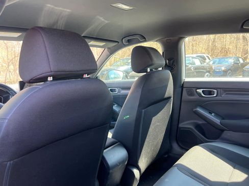 Used 2023 Honda Civic Sport image 32