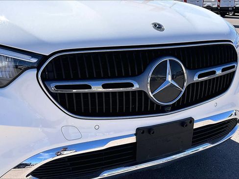 Used 2024 Mercedes-Benz GLC 300 image 29