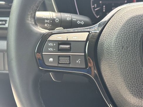 Certified 2025 Honda Pilot EX-L image 25