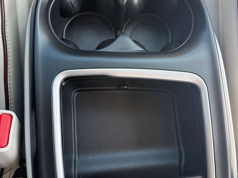 Used 2019 Chrysler Pacifica Limited FWD image 24