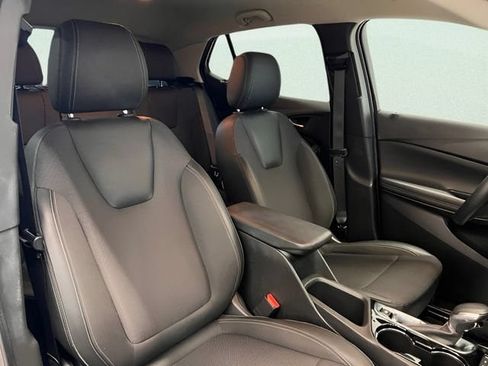 Certified 2025 Buick Encore GX Preferred AWD/4WD image 9