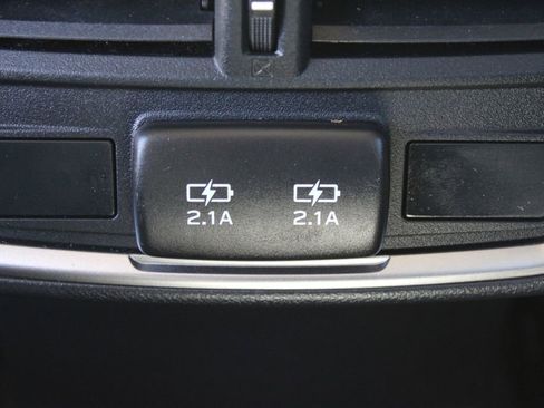 Used 2024 Subaru Forester Limited image 28