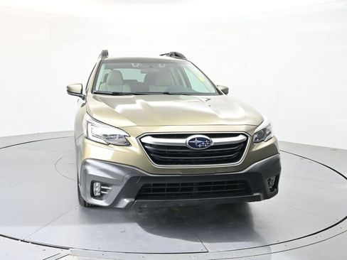 Used 2021 Subaru Outback Premium AWD/4WD image 2