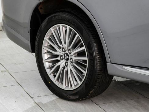 Used 2022 Mitsubishi Outlander SEL AWD/4WD image 54