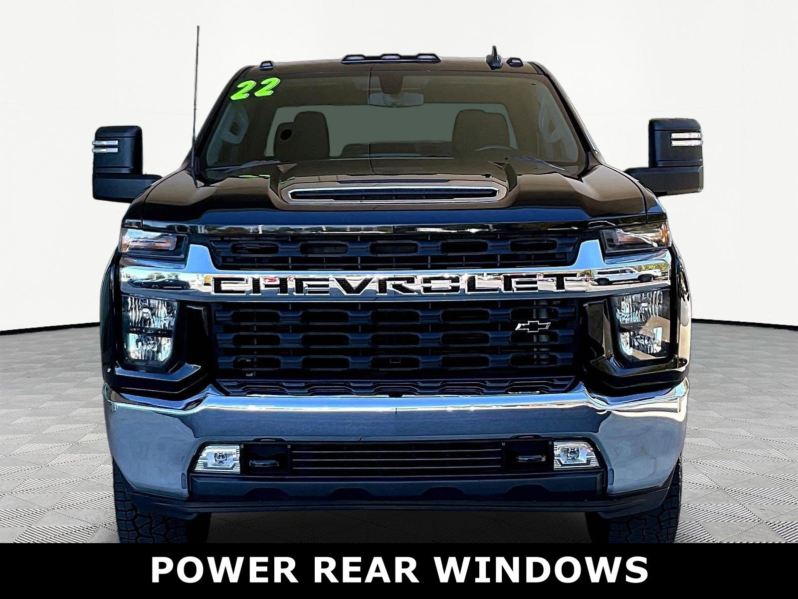 Used 2022 Chevrolet Silverado 3500 LT w/ Convenience Package AWD/4WD image 2