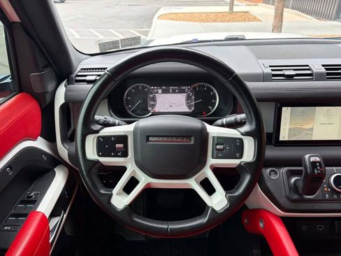 Used 2023 Land Rover Defender 110 S AWD/4WD image 13