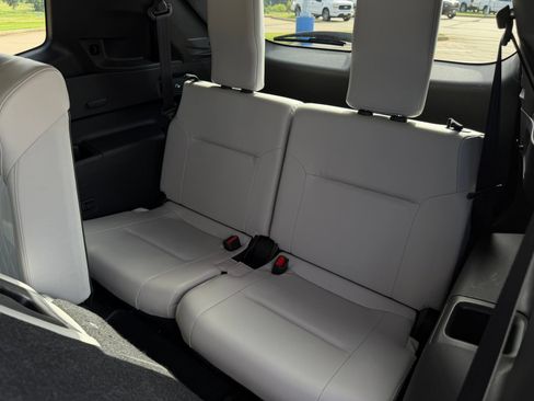 Used 2025 Mitsubishi Outlander SEL FWD image 31