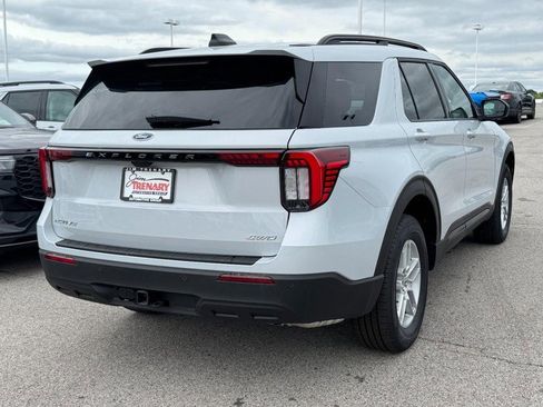 New 2026 Ford Explorer Active AWD/4WD image 3