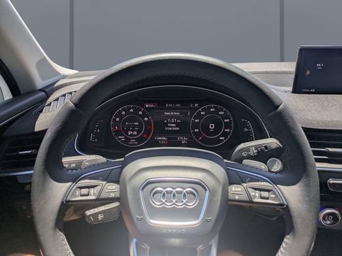 Used 2019 Audi Q7 3.0T Premium Plus AWD/4WD image 32