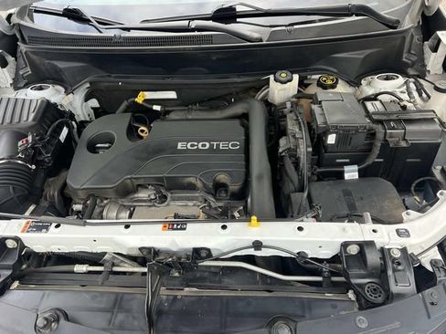 Used 2019 Chevrolet Equinox LT FWD image 9