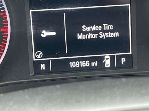 Used 2019 Chevrolet Cruze LT image 34