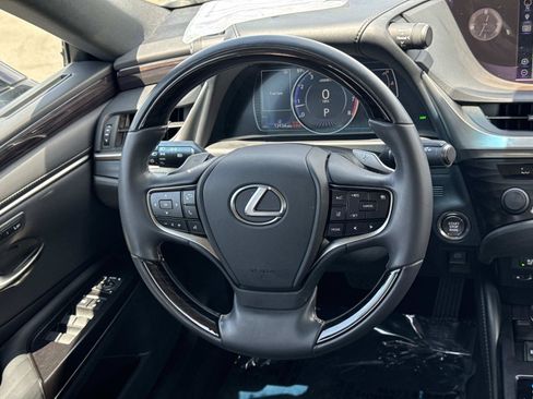 Used 2020 Lexus ES 350 w/ Accessory Package FWD image 10