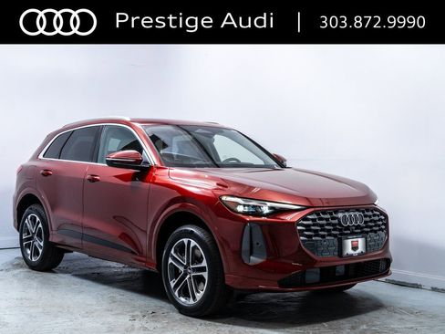 Used 2025 Audi Q5 Premium Plus w/ Premium Plus AWD/4WD image 10