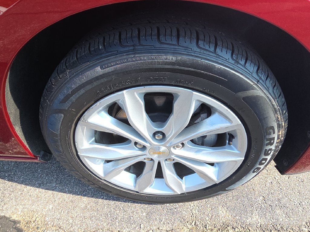Used 2025 Chevrolet Malibu LT FWD image 10