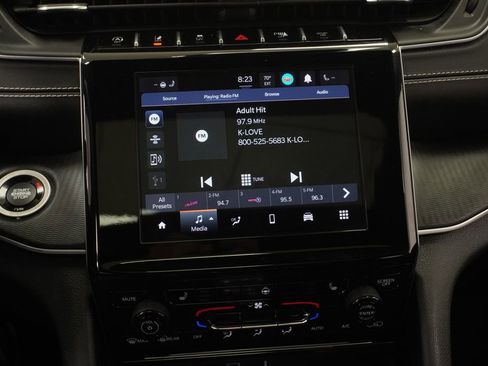 Certified 2023 Jeep Grand Cherokee L Laredo AWD/4WD image 33