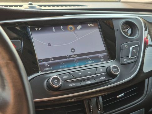 Used 2020 Buick Envision Premium AWD/4WD image 16