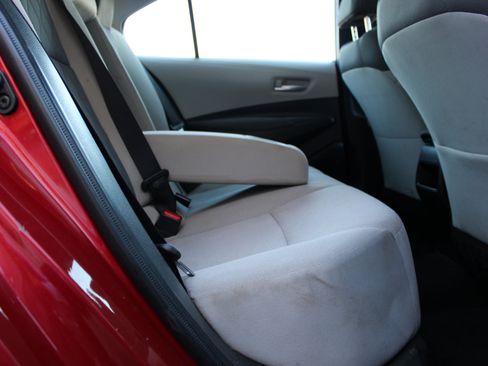 Used 2020 Toyota Corolla LE image 39