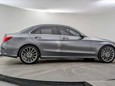 Used 2019 Mercedes-Benz C 300 4MATIC Sedan image 9