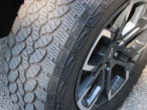 Used 2026 Chevrolet Equinox ACTIV w/ Safety and Technology Package FWD image 36