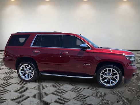 Used 2017 Chevrolet Tahoe Premier RWD image 4