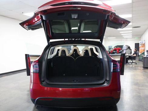Used 2016 Tesla Model X 90D AWD/4WD image 51