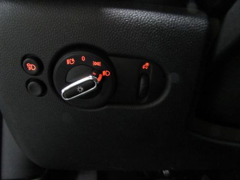 Used 2022 MINI Cooper S w/ Premium Package image 27