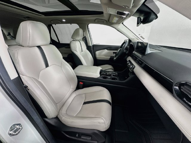 Used 2026 Honda Pilot Touring image 33