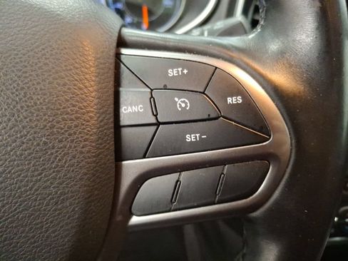 Used 2019 Jeep Cherokee Limited w/ Trailer Tow Group AWD/4WD image 22