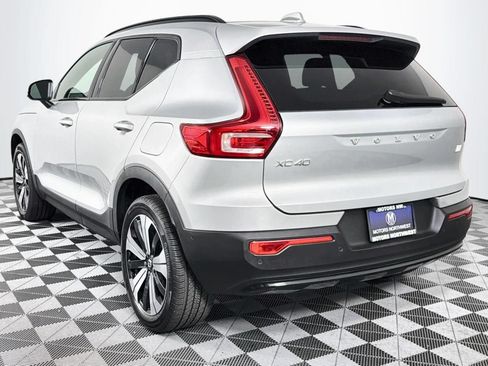 Used 2023 Volvo XC40 Recharge Plus AWD/4WD image 9