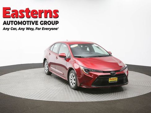 Used 2024 Toyota Corolla LE image 86