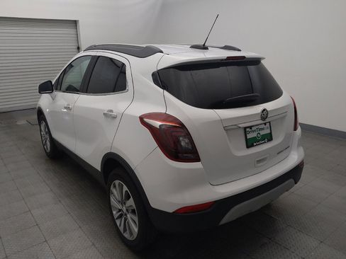 Used 2020 Buick Encore Preferred FWD image 5