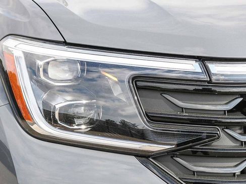 New 2026 Volkswagen Atlas Cross Sport SEL R-Line image 4