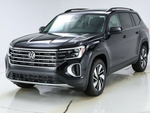 New 2026 Volkswagen Atlas SE FWD image 40