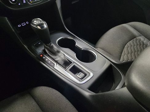 Used 2020 Chevrolet Equinox LT AWD/4WD image 26