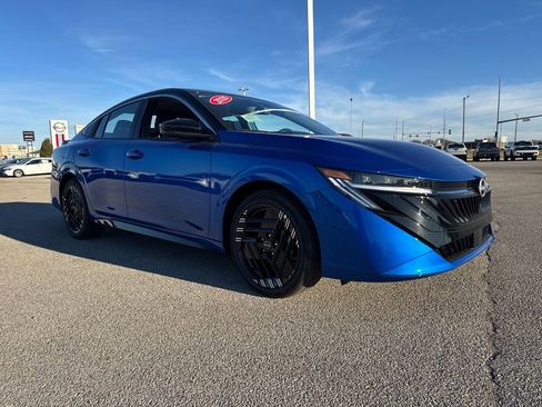 New 2026 Nissan Sentra SR w/ SR Premium Package image 9