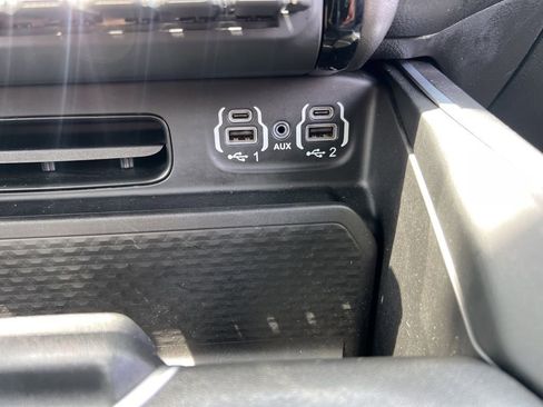 Used 2023 RAM 1500 Big Horn AWD/4WD image 37